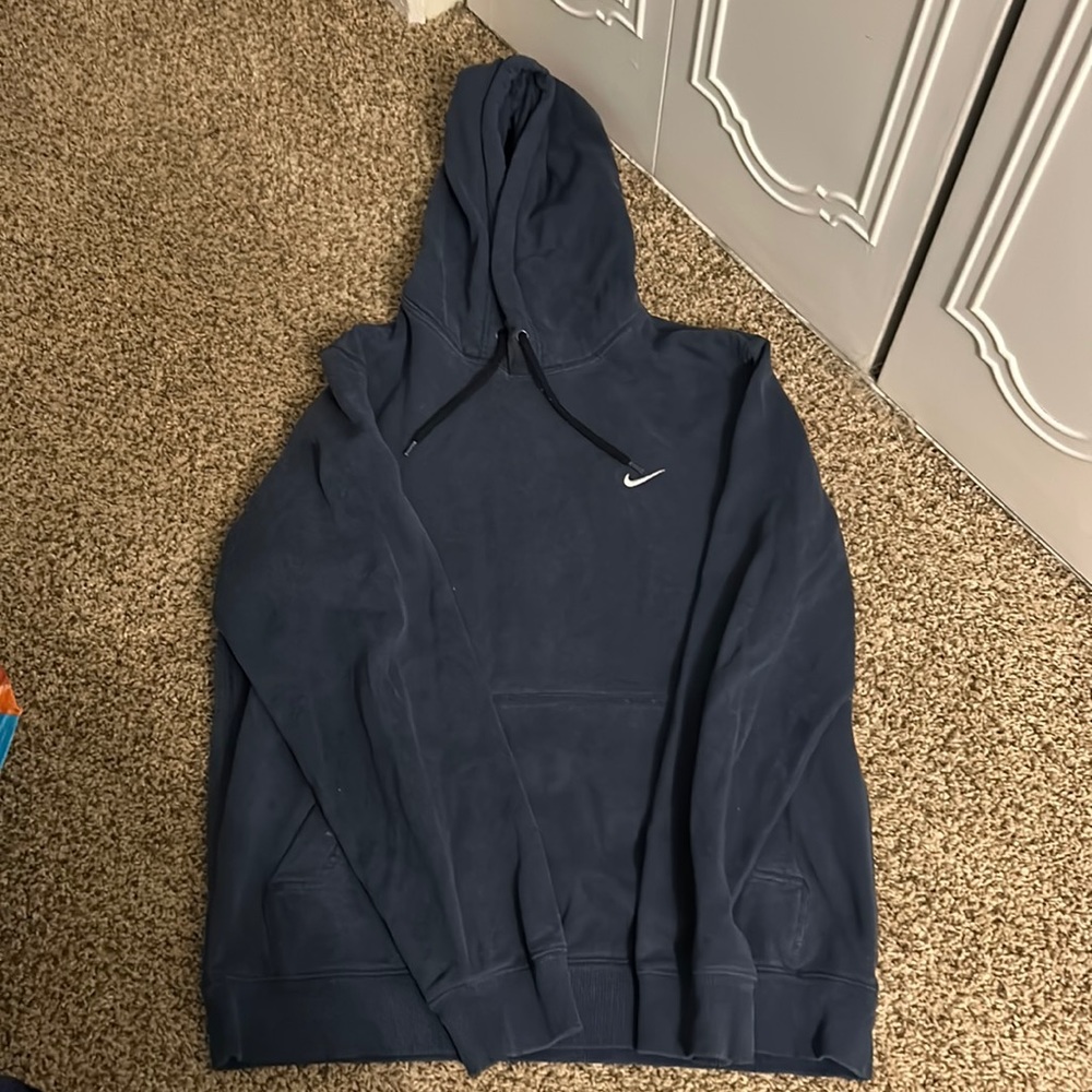 Nike sweatshirt